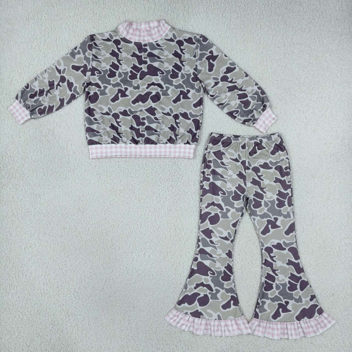 Dark grey camo long sleeve top matching pants girls fall winter outfit