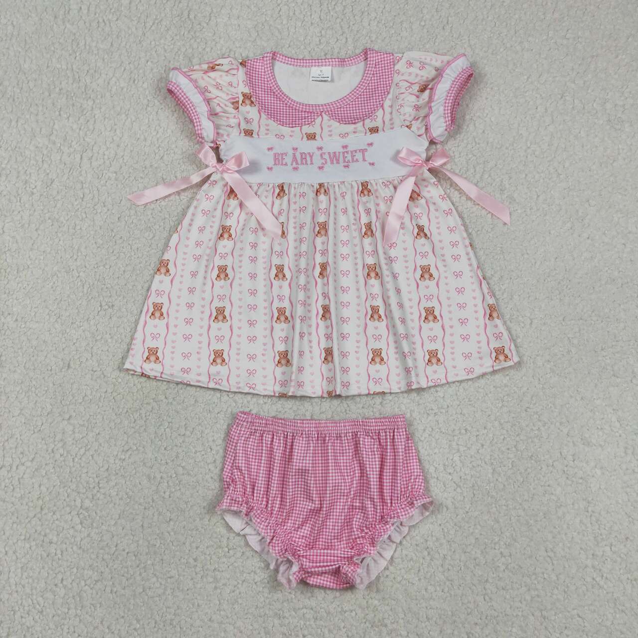 Beary sweet embroidery design girls summer bummies outfit