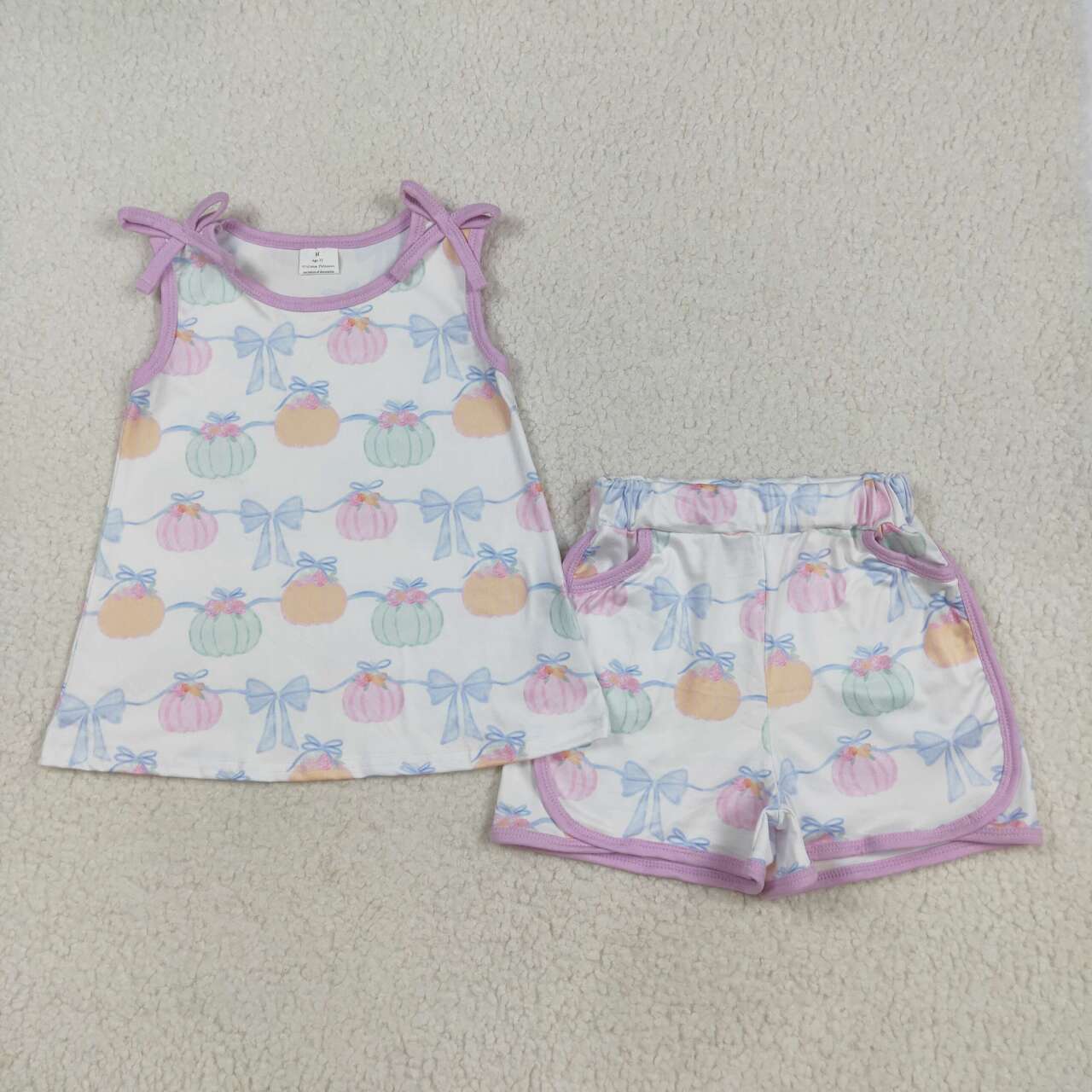 Girls pink pumpkin shirt matching shorts design outfit