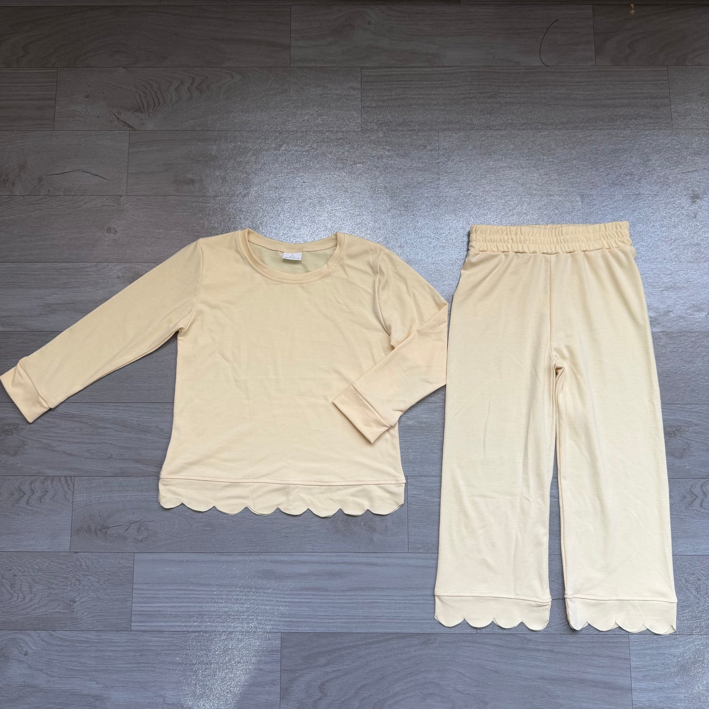 Girls long sleeve yellow color matching outfit preorder