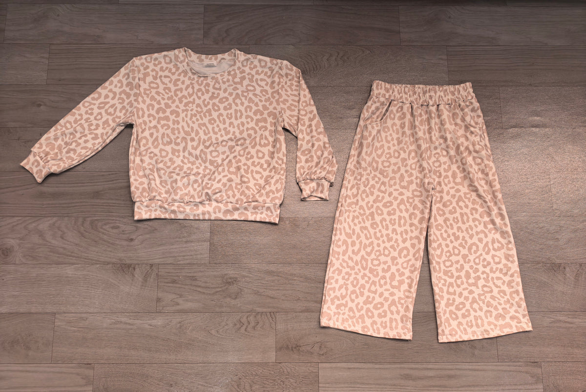 Long sleeve grey leopard top matching pants girl outfit preorder