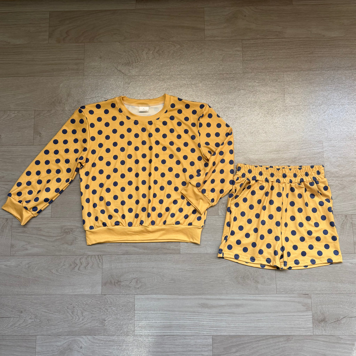 Black polka dots long sleeve girls fall season golden outfit preorder