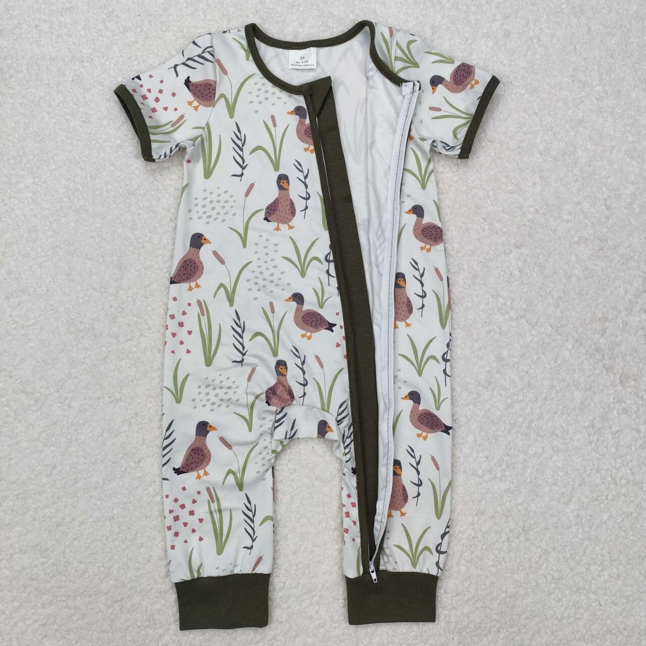 Cute duck baby boy short sleeve zip romper