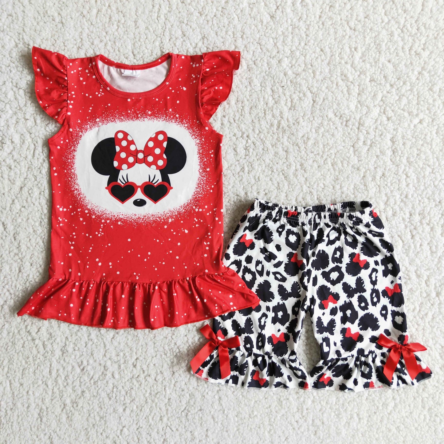 girls cartoon outfit