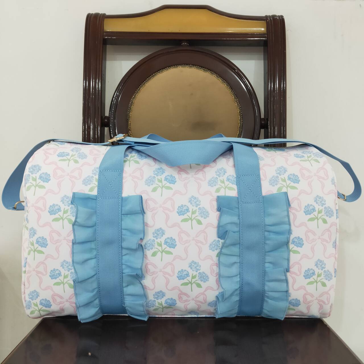 Floral design duffel bag sports bag