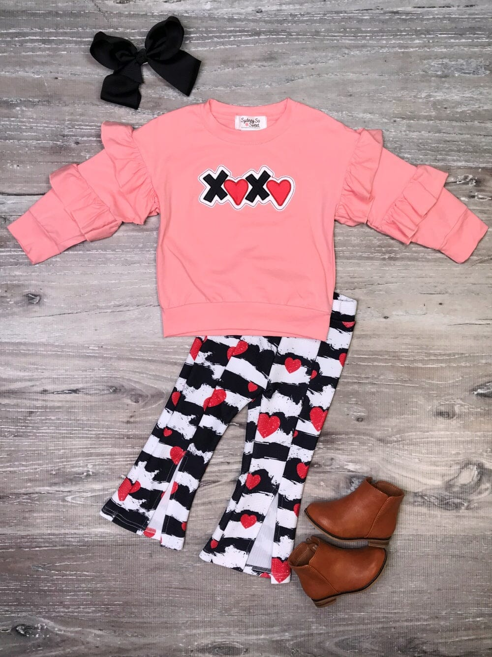 xoxo valentines day sibling outfit