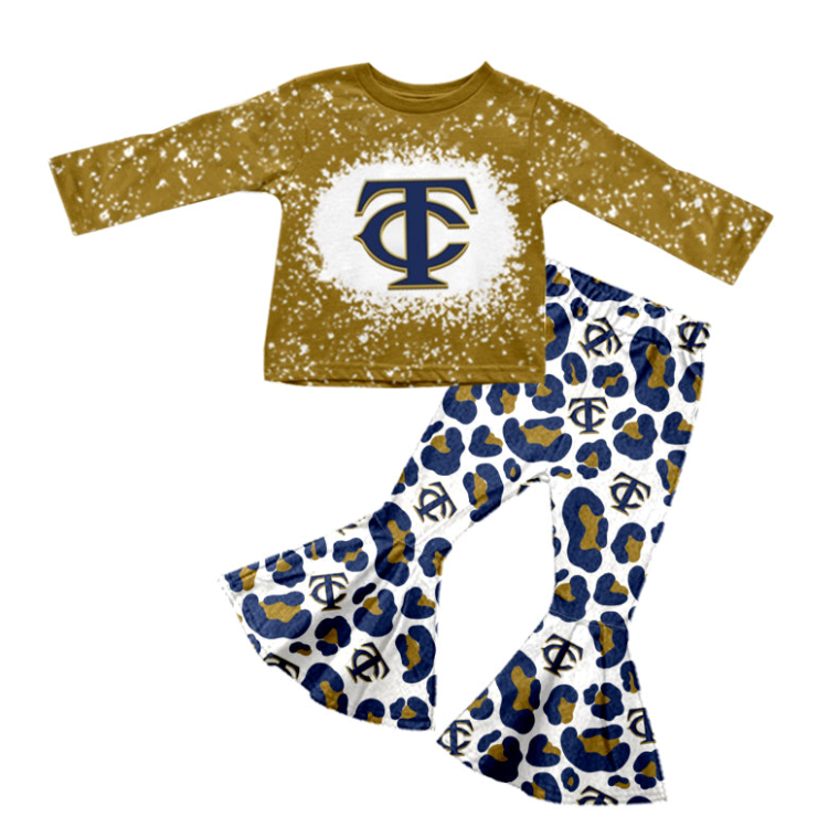 baby girl team design outfit