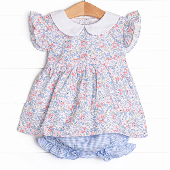 Toddle girl summer style flowers outfit