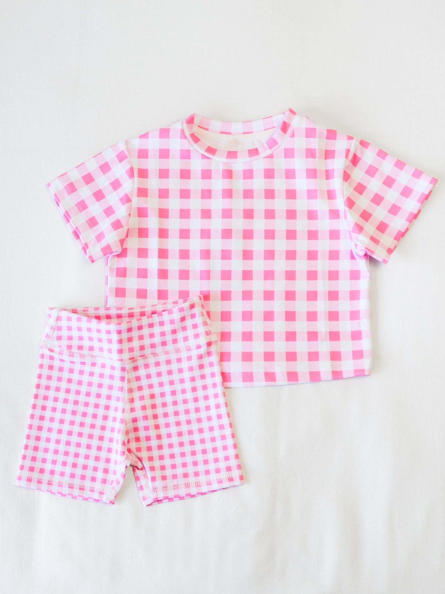 Plaid design girl summer style outfit