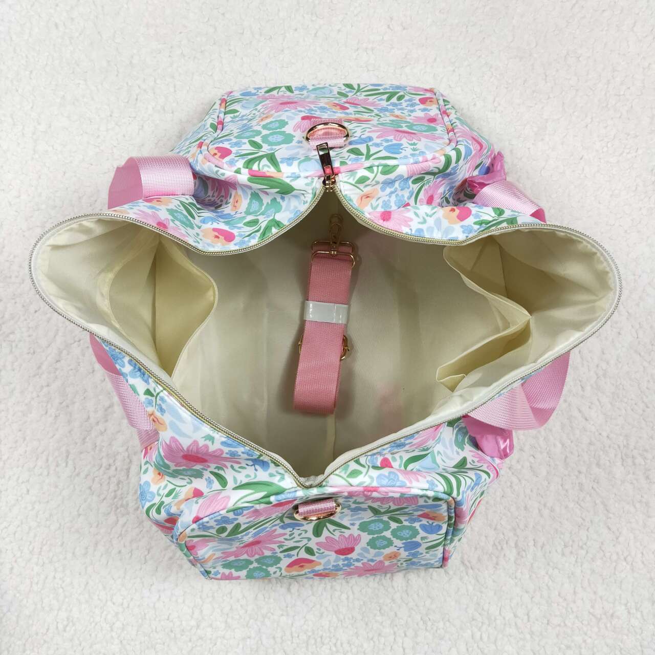 Pink flower duffel bag sports bag