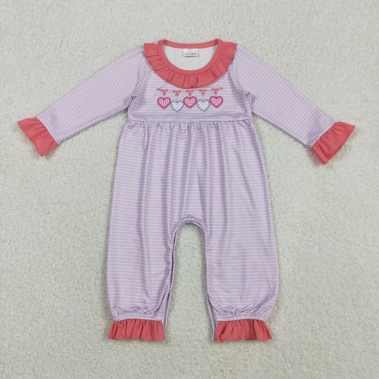 Embrodiery Valentines heart design baby long sleeve romper