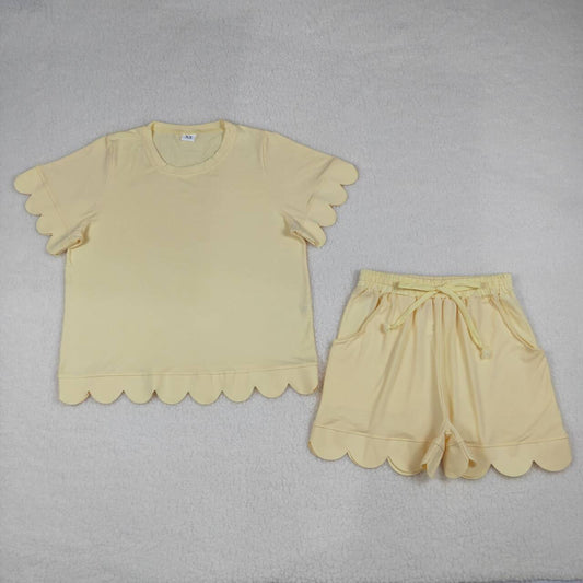 Adult women yellow design short sleeve outfit