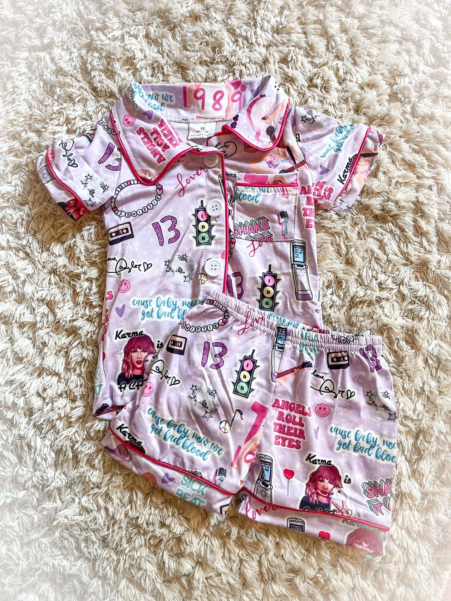 popular singer short sleeve button dowm pajama set
