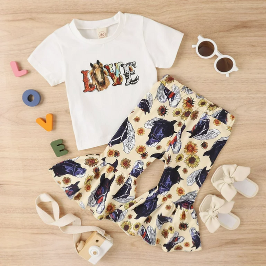 love horse western outfit