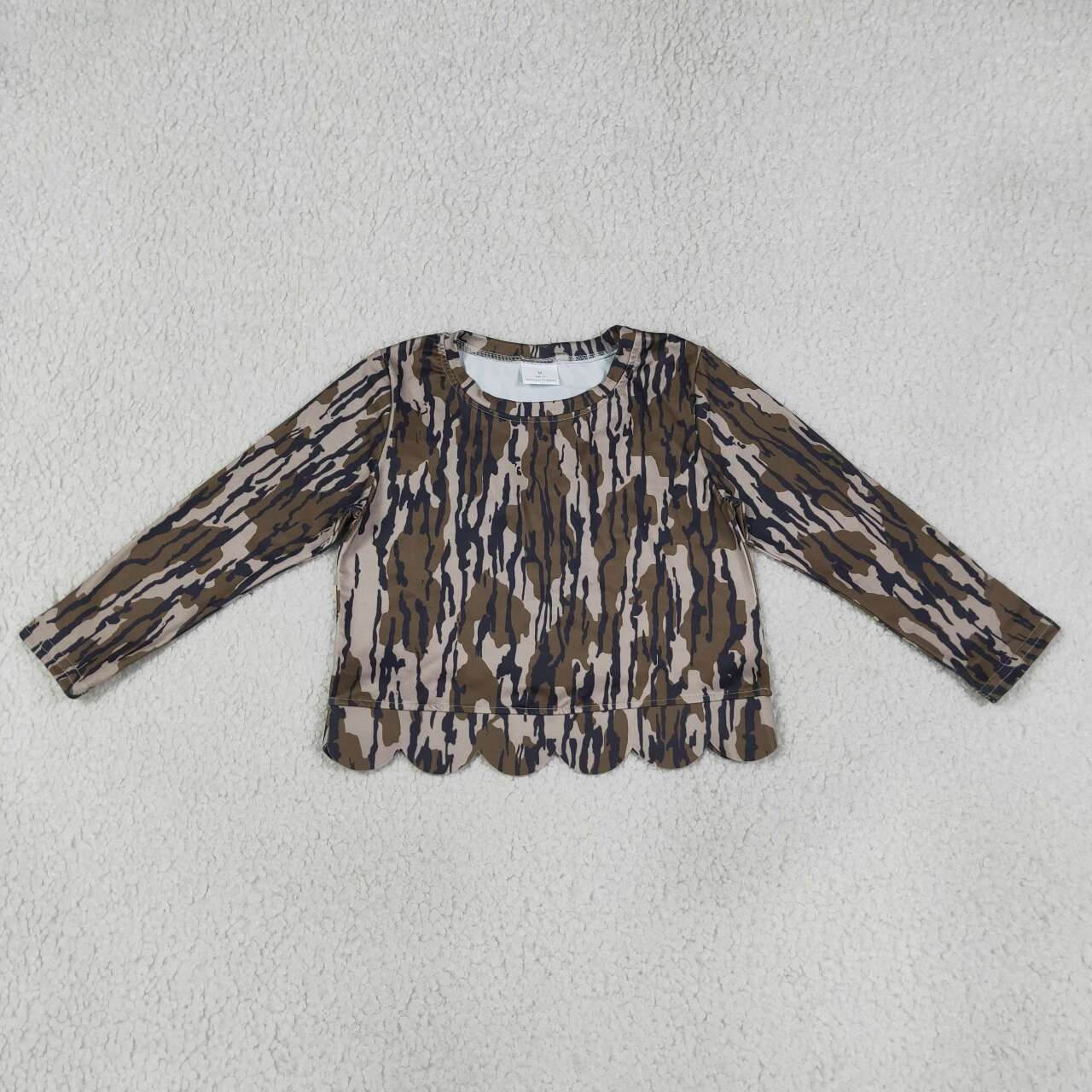 Camo print girls long sleeve t-shirt top