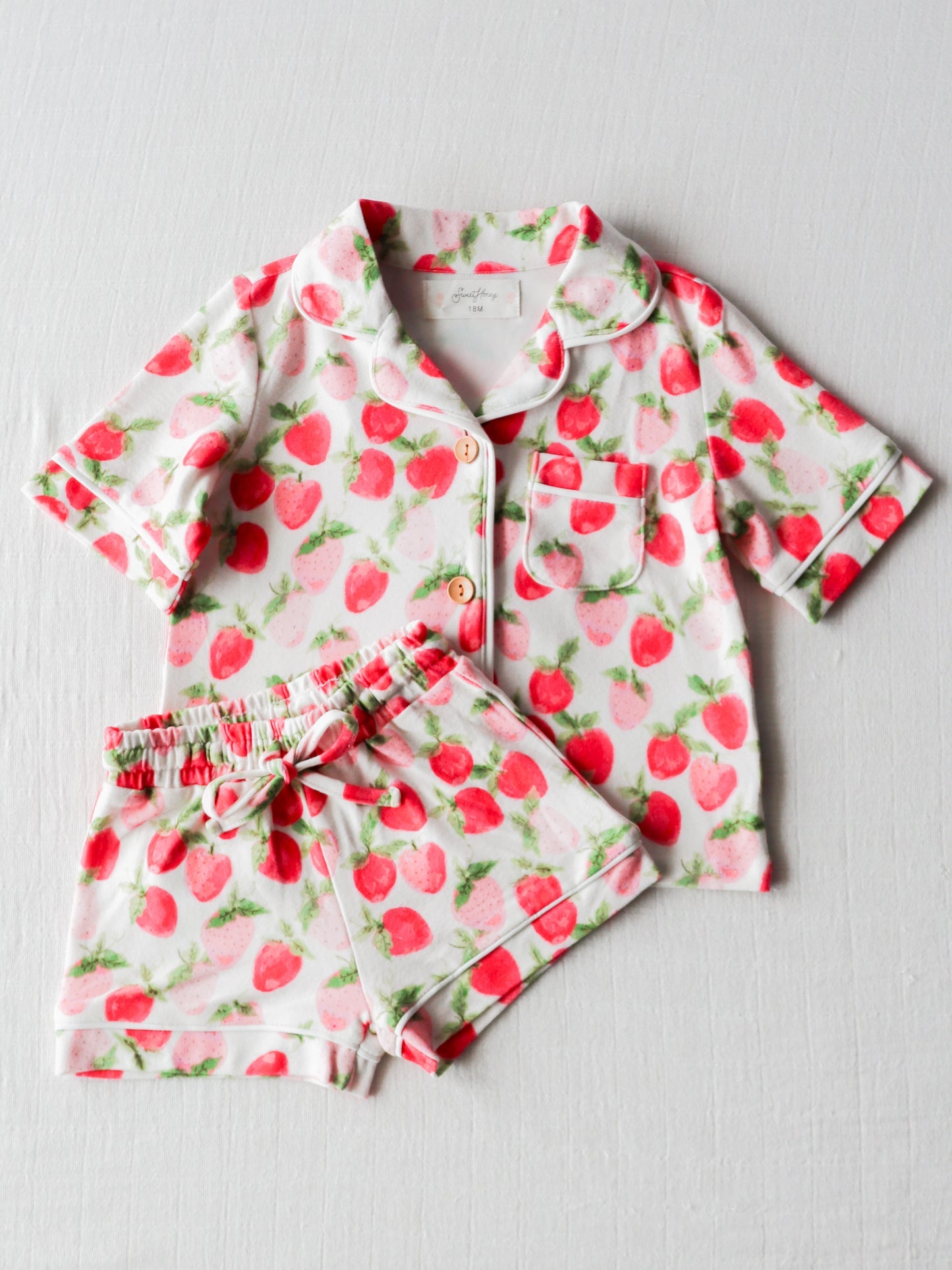baby girl short sleeve strawberry pajama set