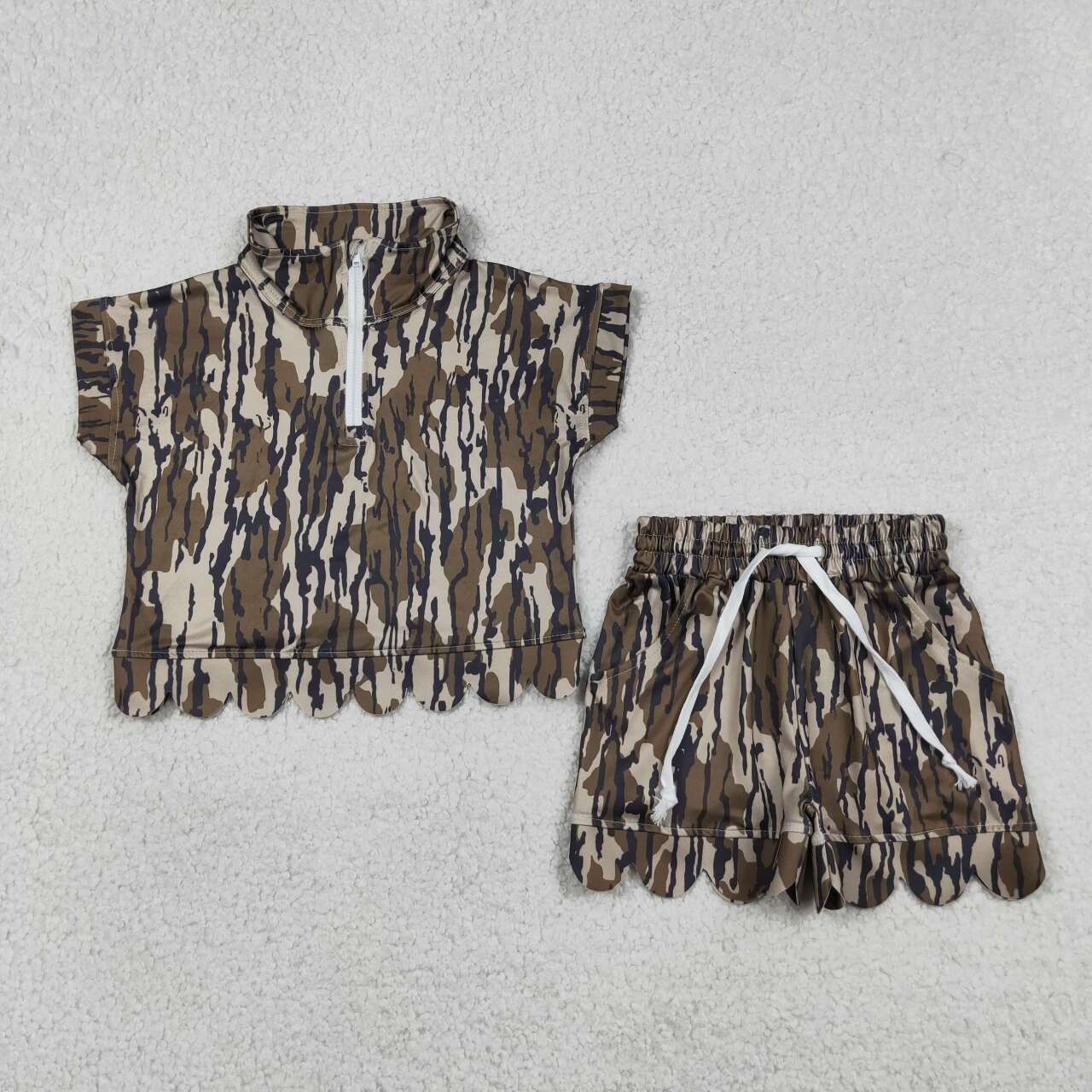 Camo short sleeve pullover top matching shorts girl summer outfit