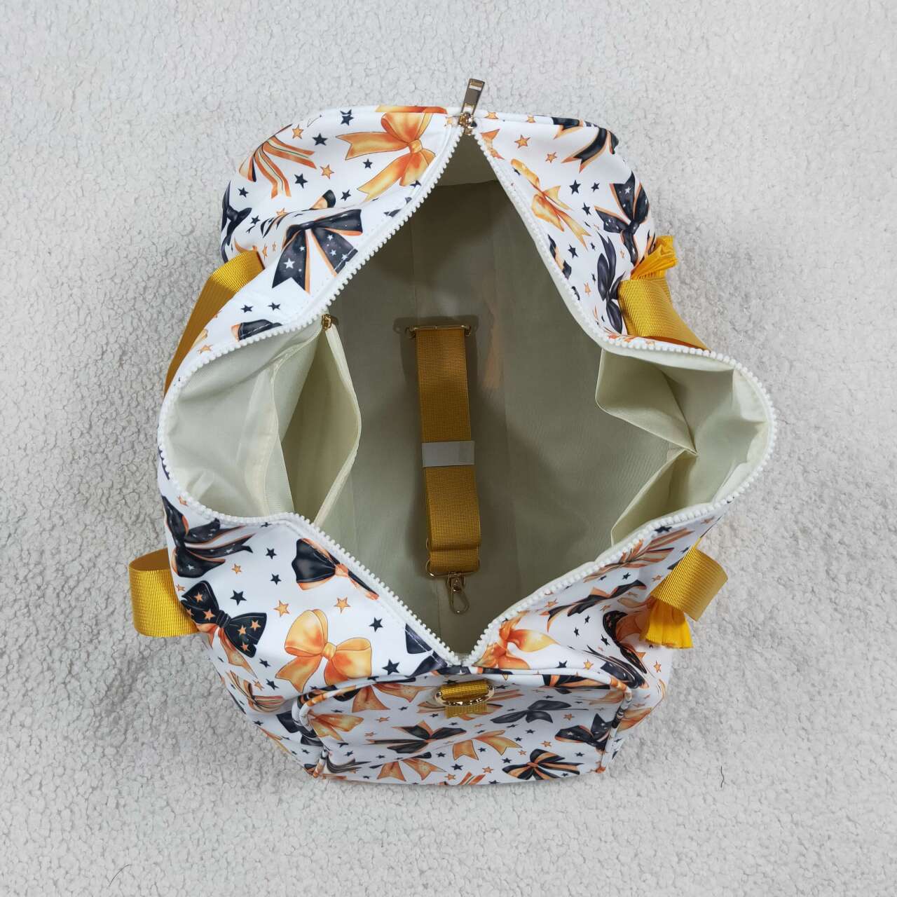 Halloween bow design duffle bag