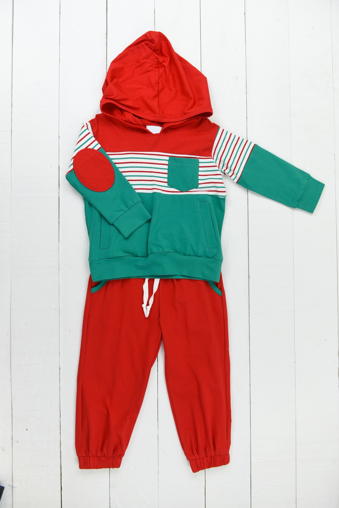 Wholesale price boy Christmas red green stripes matching outfit preorder