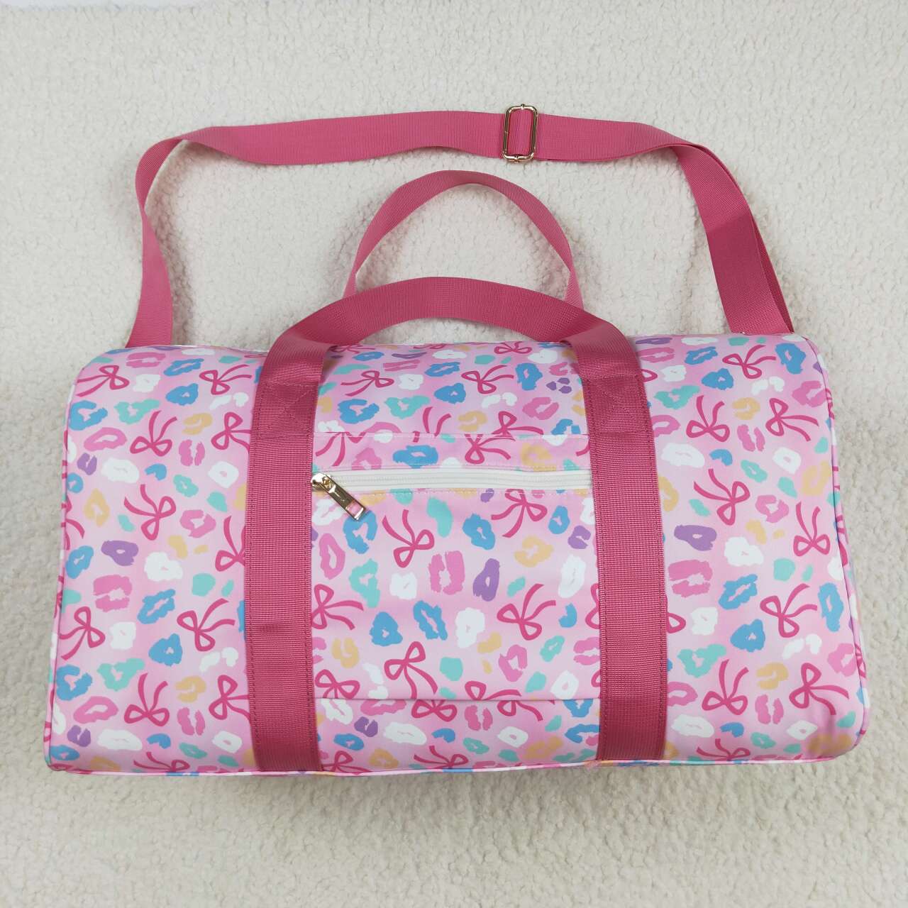 Colorful leopard pink bow design duffle bag