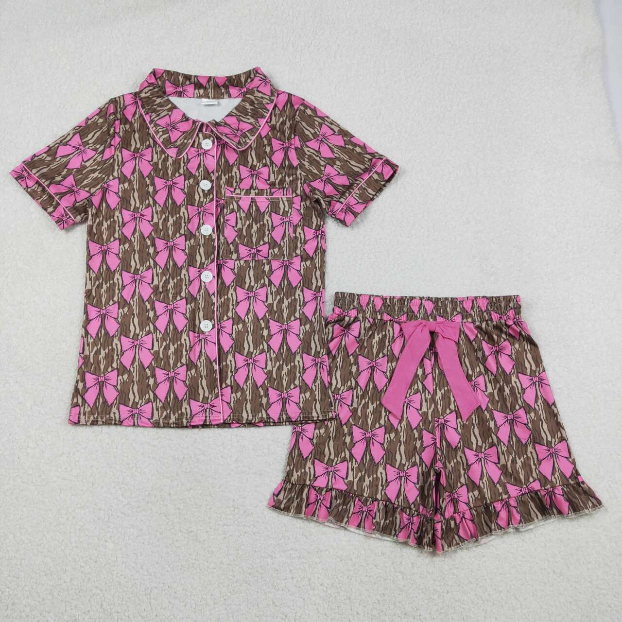 Adult women pink bow camo design short sleeve pajama set
