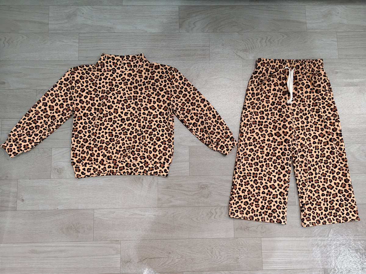 Long sleeve leopard top matching pants girls yoga outfit preorder