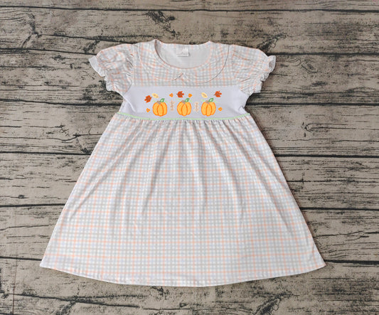 Embroidery Three pumpkins plaid short sleeve dress preorder