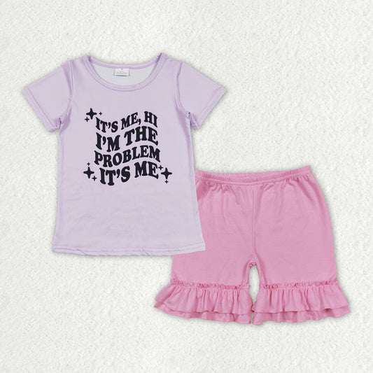 country music singer shirt pink shorts summer clothes