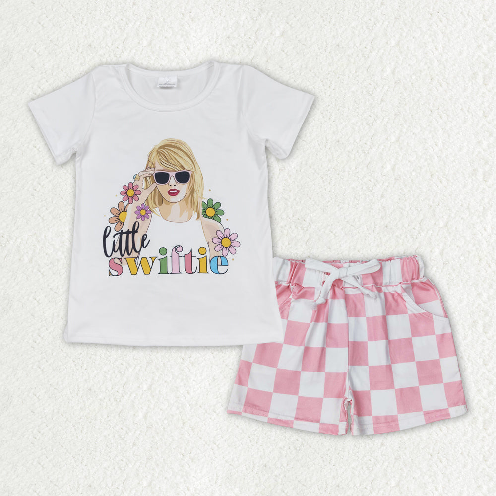 country music singer shirt pink checkered shorts summer clothes