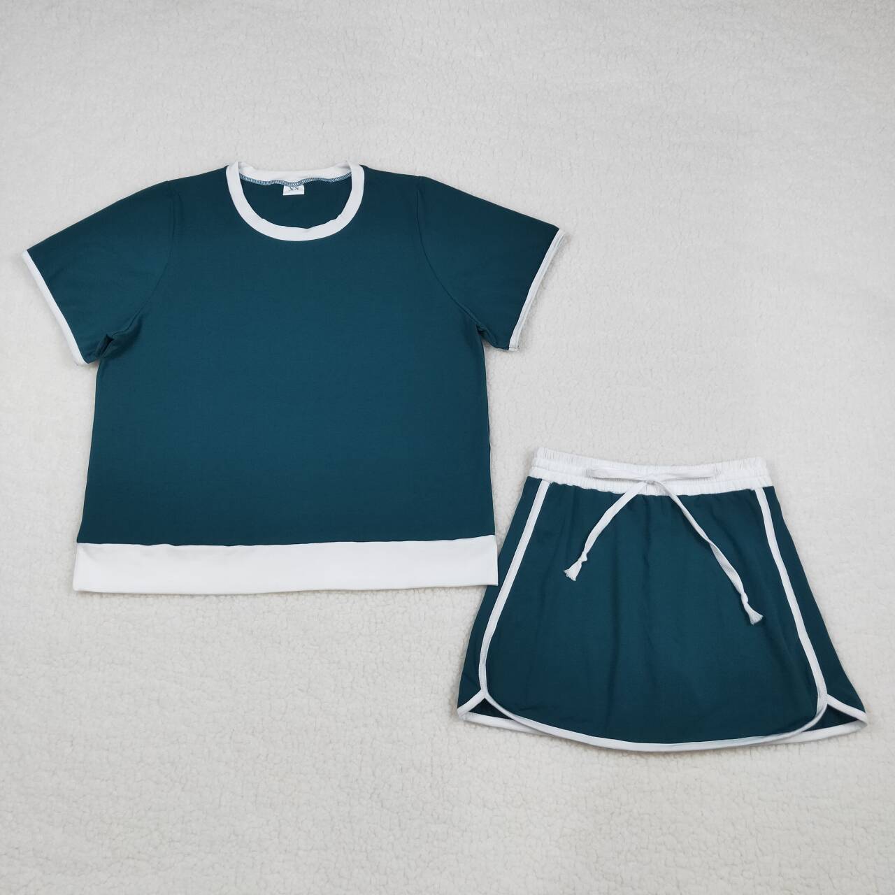 Adult women dark green color short sleeve yoga outfit