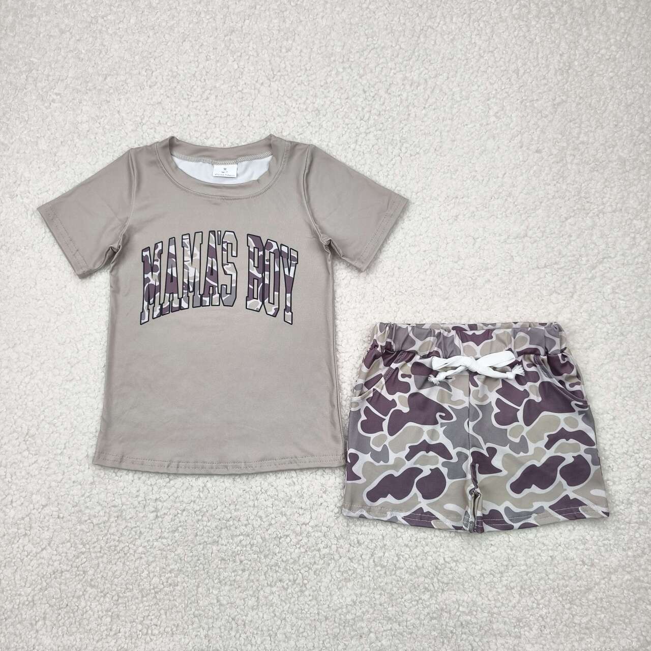 Mamas boy shirt camo shorts summer outfit