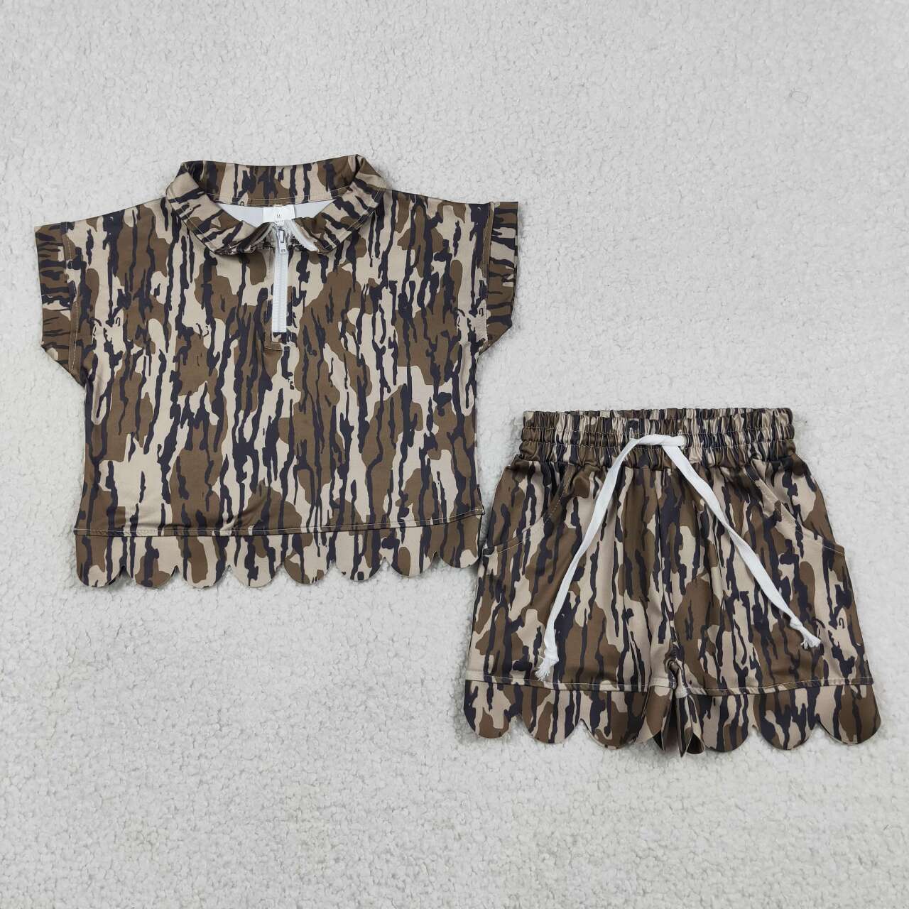Camo short sleeve pullover top matching shorts girl summer outfit