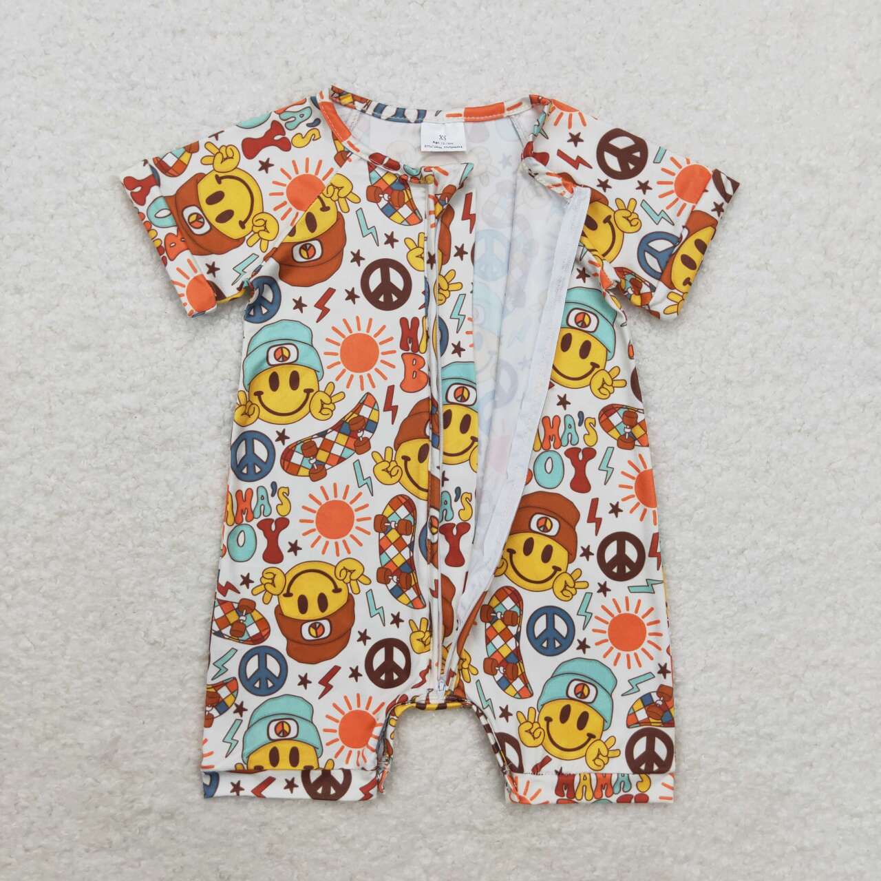 mamas boy smile face zip romper