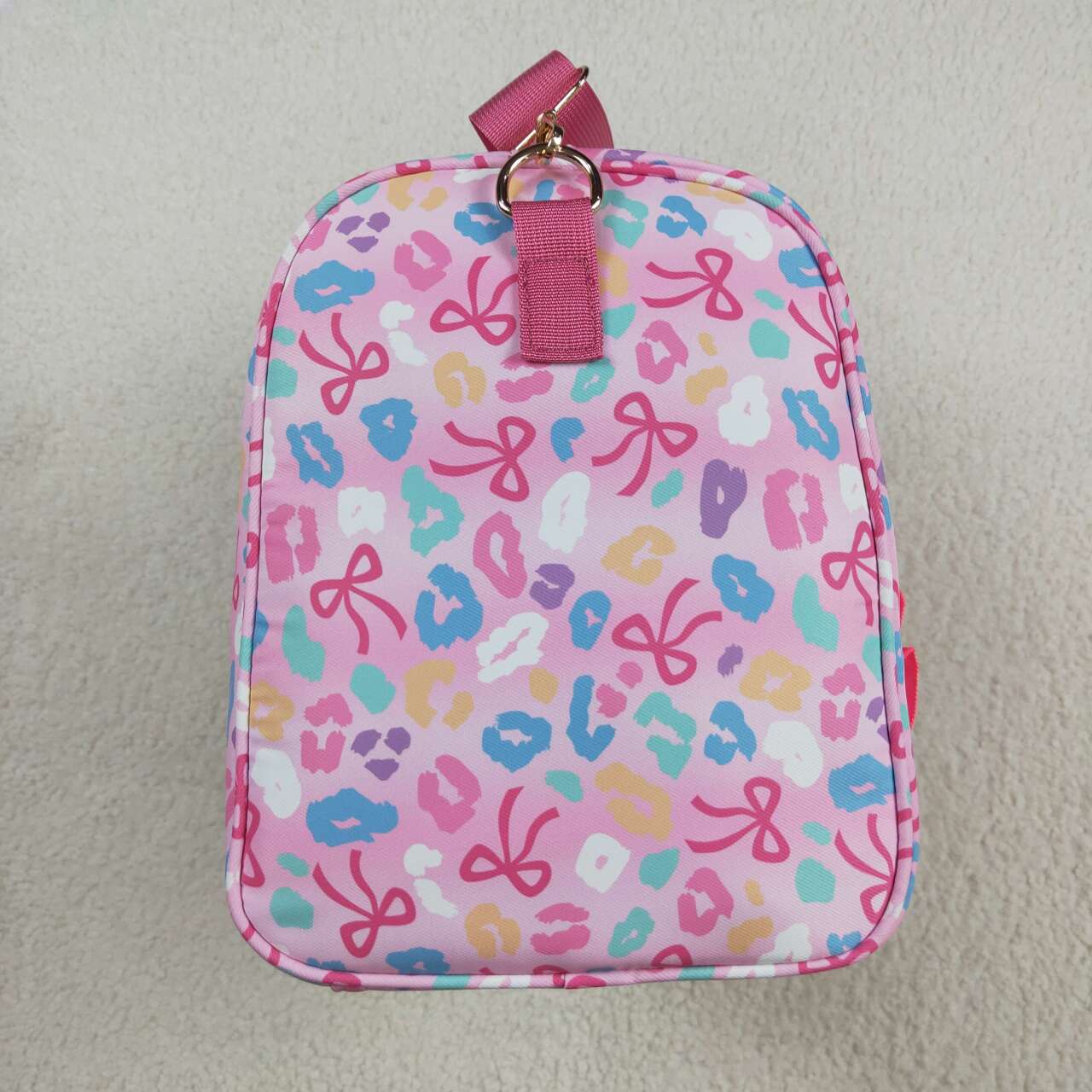 Colorful leopard pink bow design duffle bag