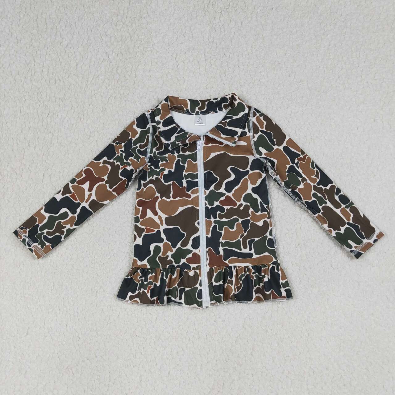 Girsl brown camo yoga t-shirt top