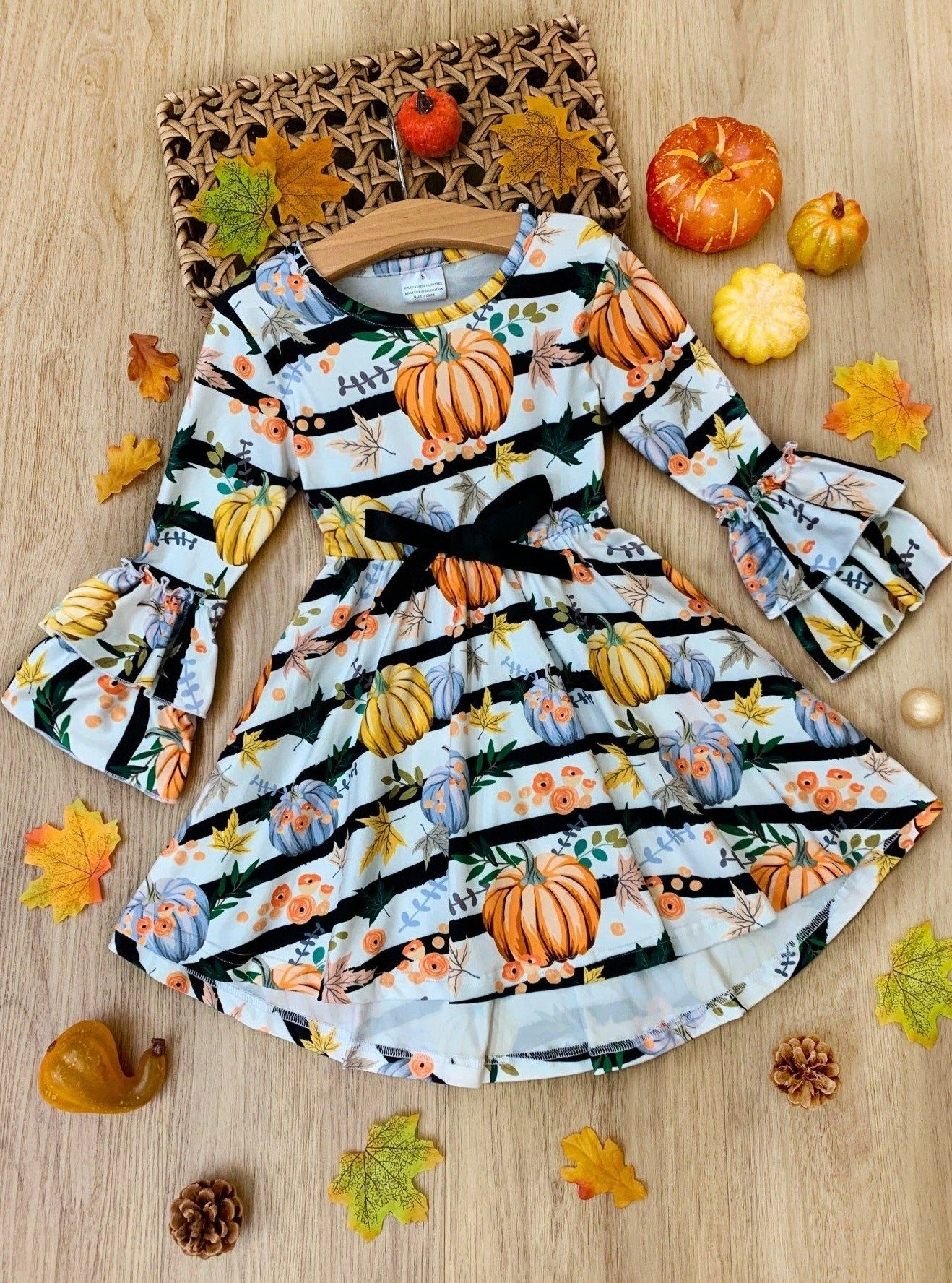 whoesale kids girls fall pumpkin dress