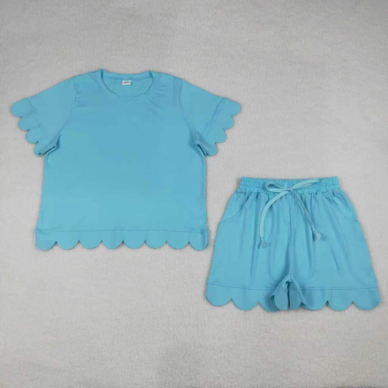 Adult women lavender design short sleeve outfit