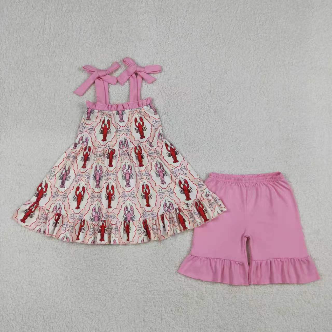 crawfish design top matching shorts girl outfit