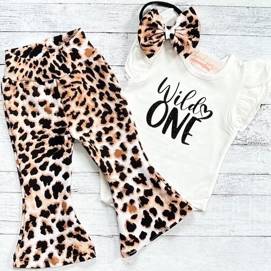 Pre-order wild one short sleeve top cheetah bell pants outfit ,kids boutique set, GSPO0489