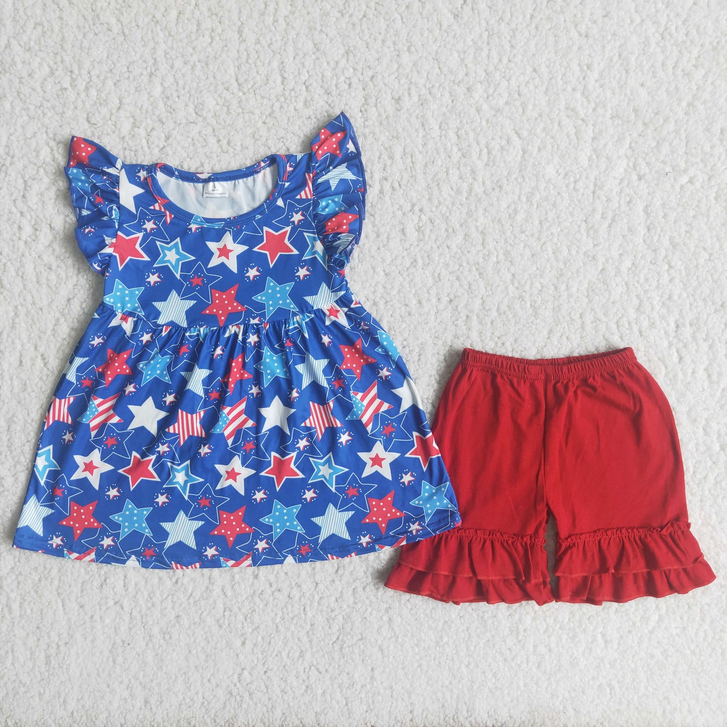 Girls star print flutter sleeve top solid red shorts outfit