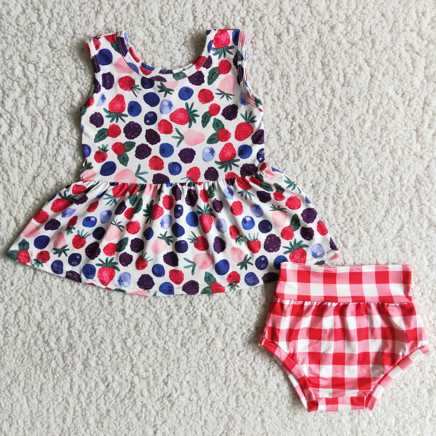 Girls Strawberry bummies set