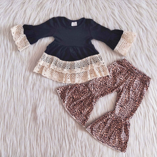 Baby girls lace outfit