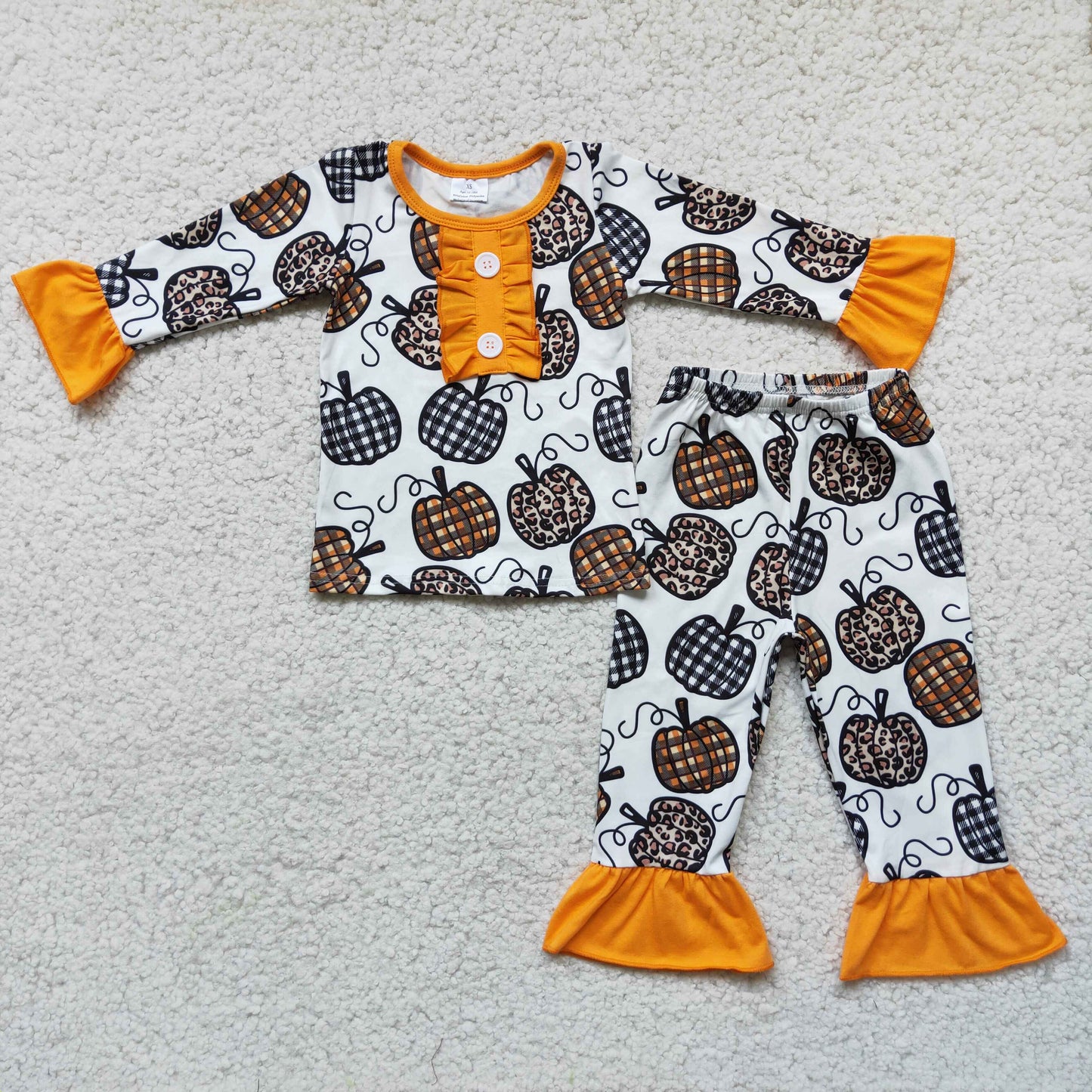 Girls long sleeve pumpkin pajama set
