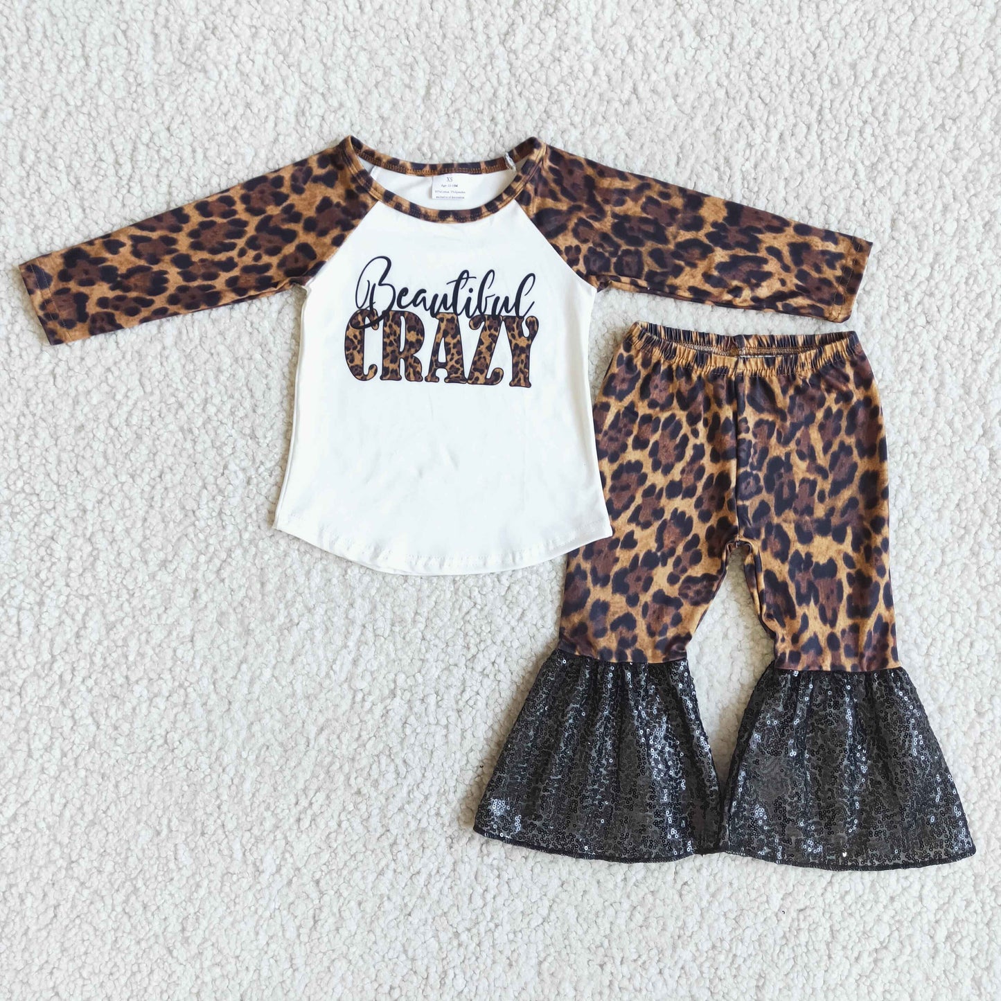 Beautiful crazy leopard spring fall outfit
