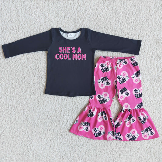 Shes a cool mom long sleeve bell set