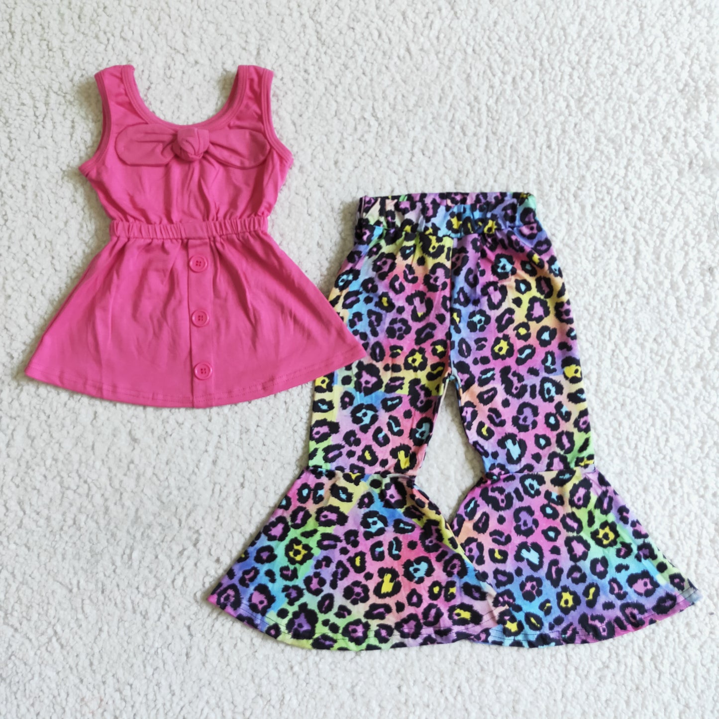 girls hot pink top leopards pants outfit