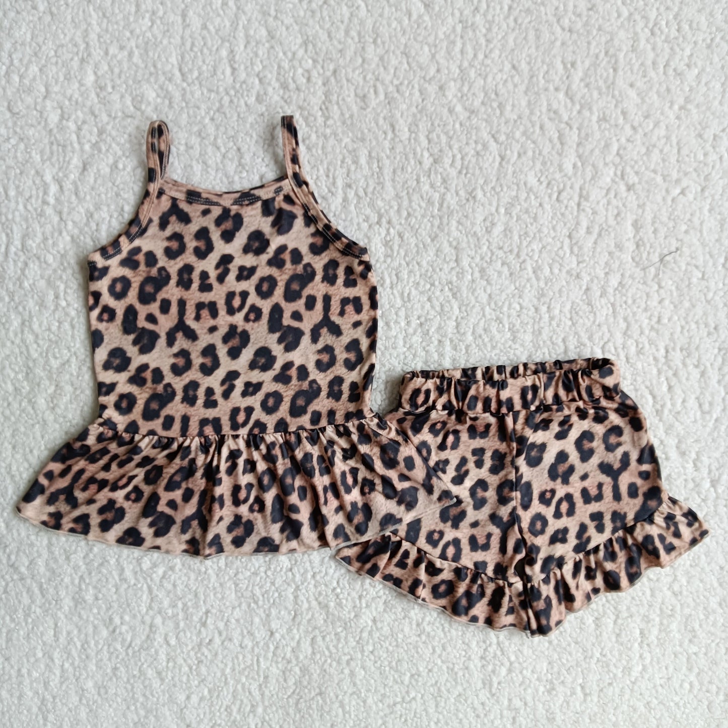 Girls leopard outfit